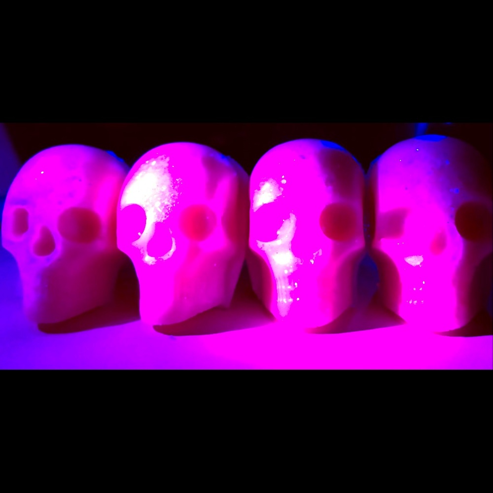 PINK SHEL SKULLS : for knobs, wine corks, etc.